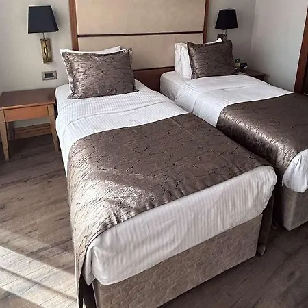 Days By Wyndham Maltepe 호텔 4*