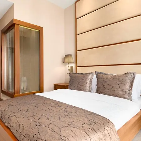 Отель Days By Wyndham Maltepe